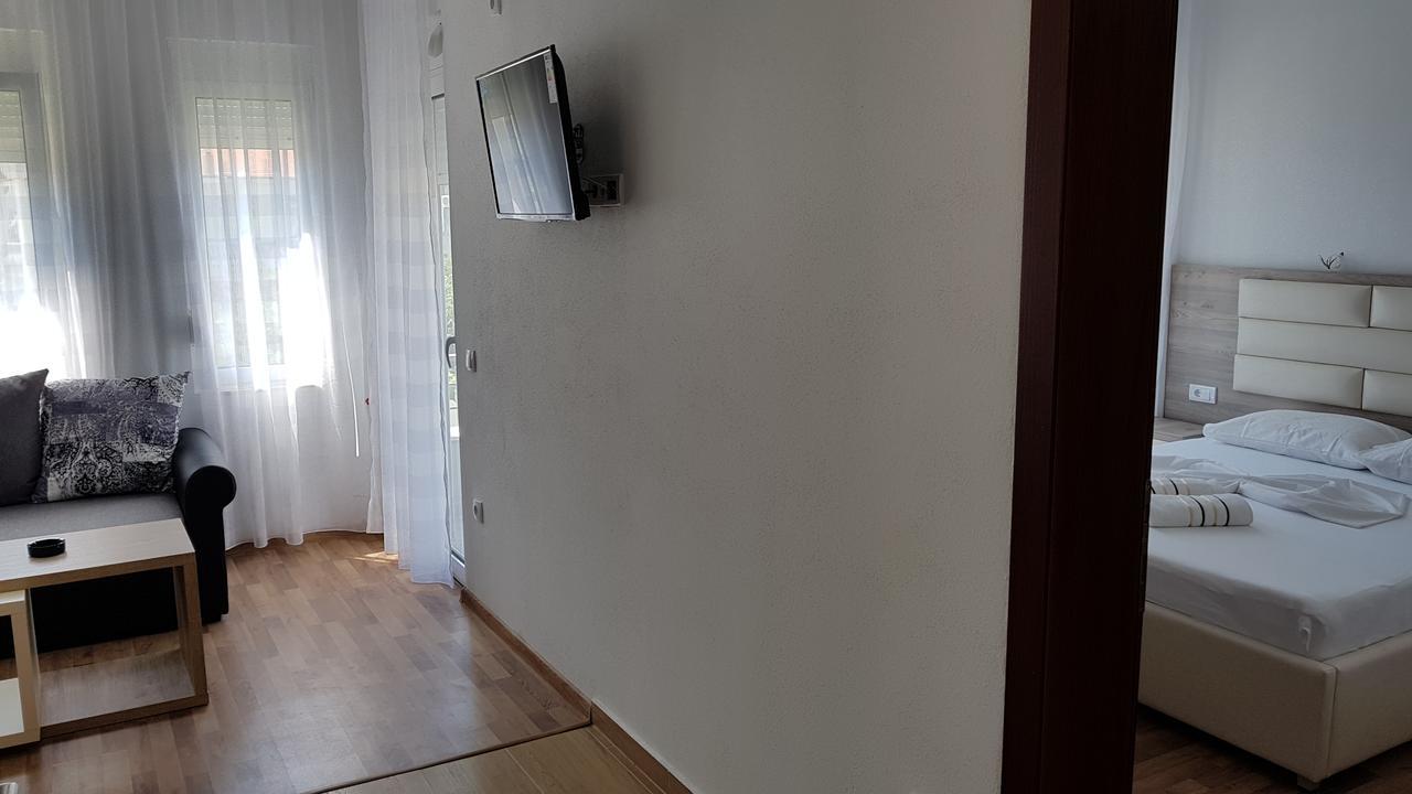 Apartments Jm 乌尔齐尼 外观 照片