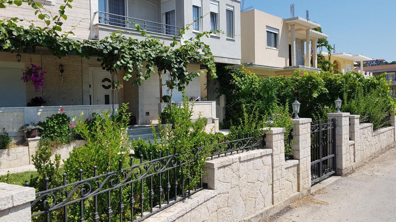 Apartments Jm 乌尔齐尼 外观 照片